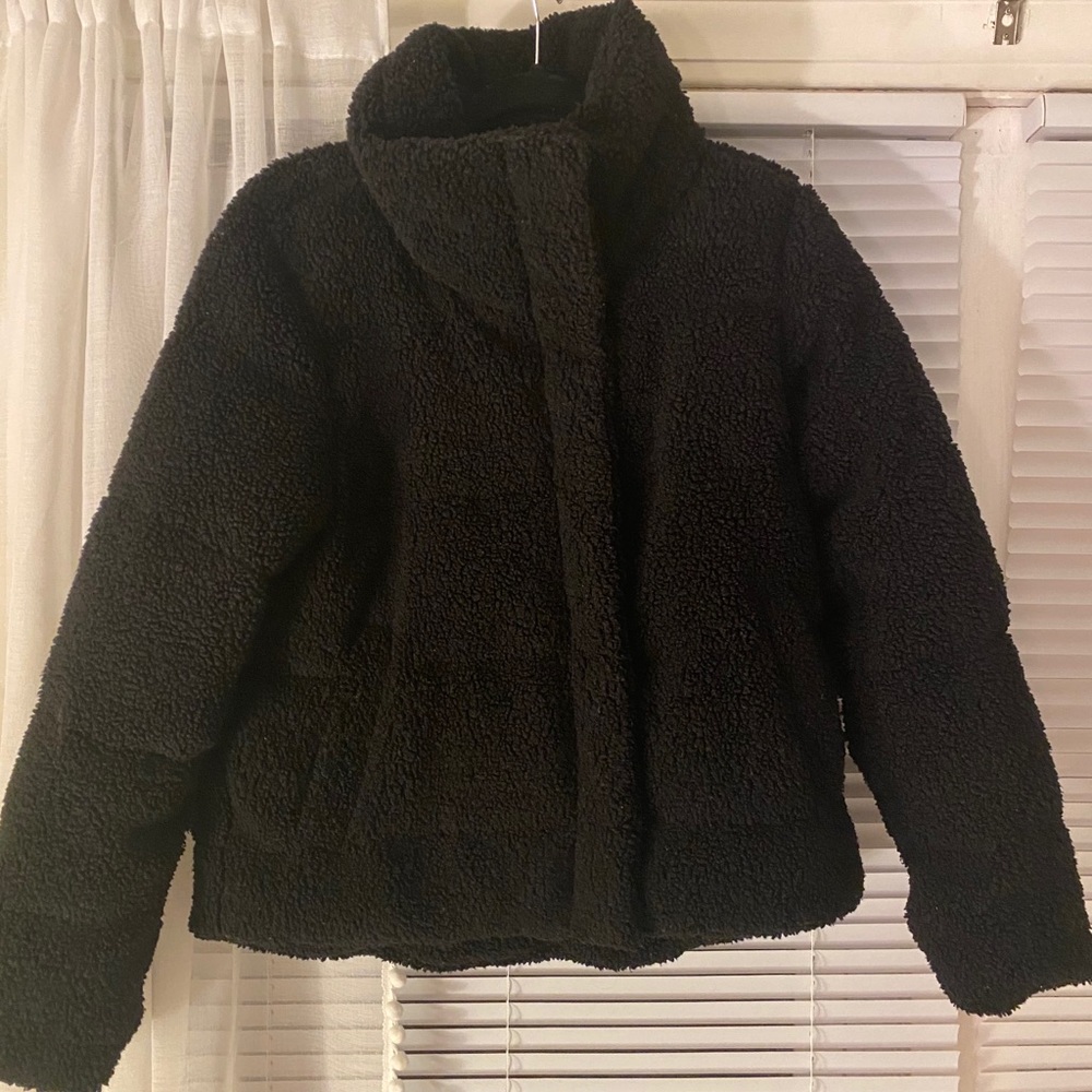 Abercrombie & Fitch Black Sherpa Puffer